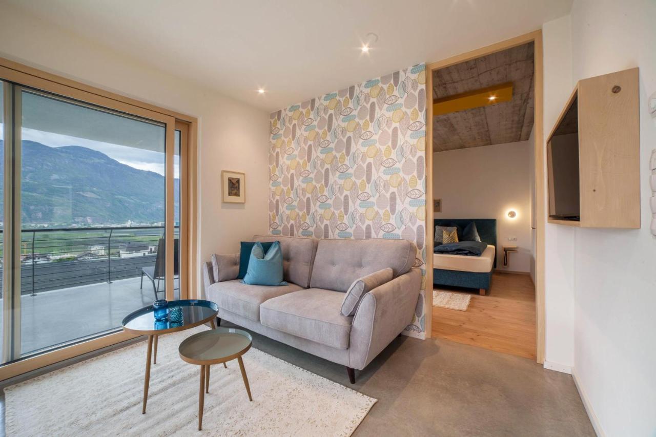 Apartment Das Eckige Cermes Eksteriør billede